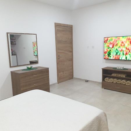 Modern Apartment In Central Bugibba San Pawl il-Baħar Extérieur photo